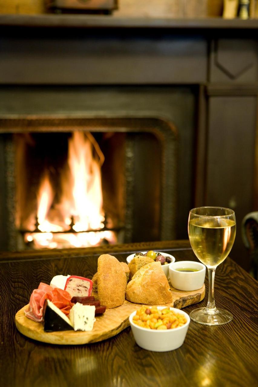 Hotel Saracens Head à Beddgelert Extérieur photo